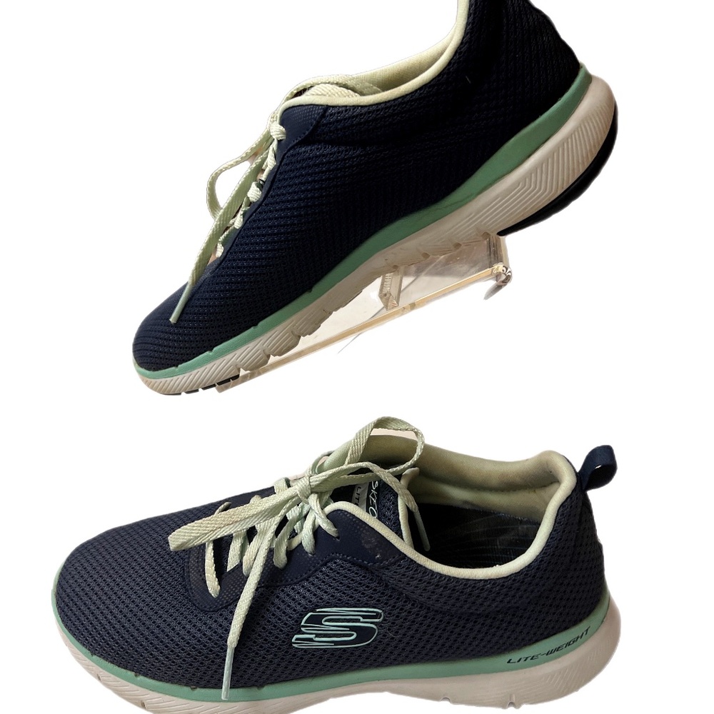 Skechers Flex sole Light Weight Womens Navy/Teal Sneakers Shoes Size 7 13070